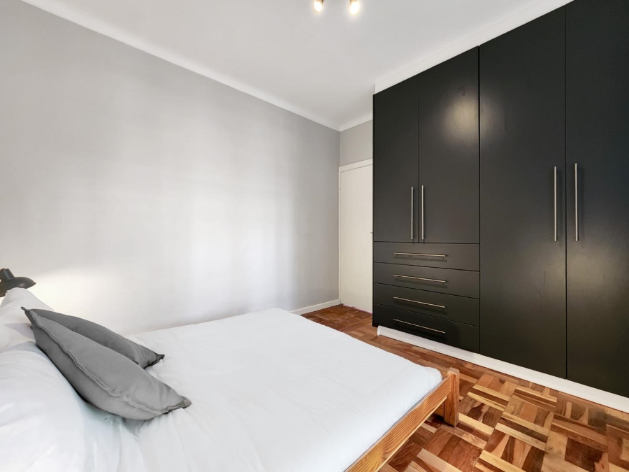 2 Bedroom Property for Sale in Gardens Western Cape